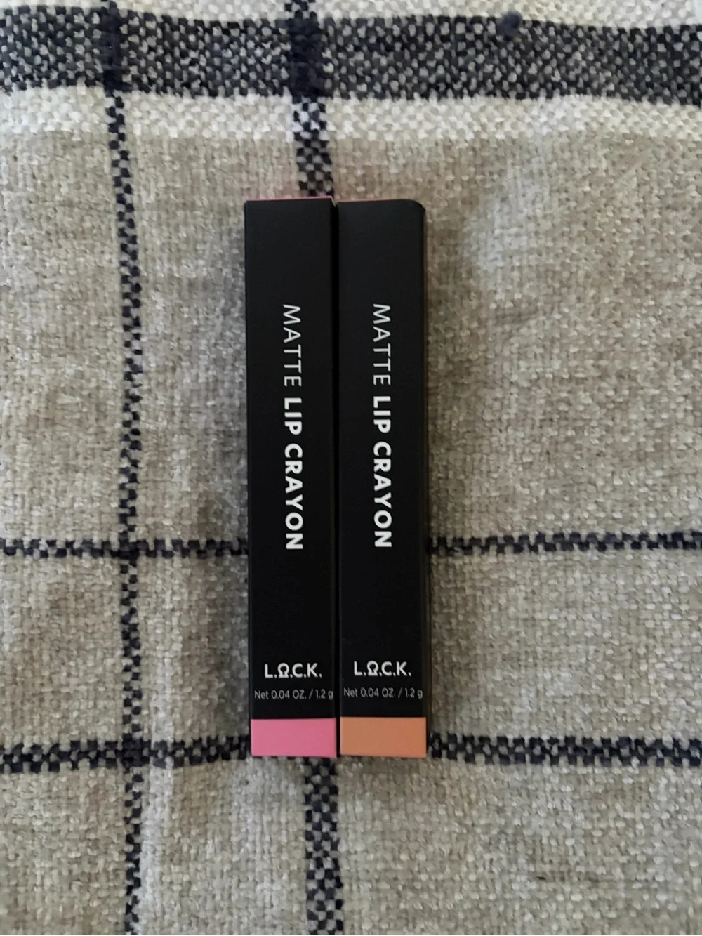 L.O.C.K Matte Lip Crayon - Pink & Peach